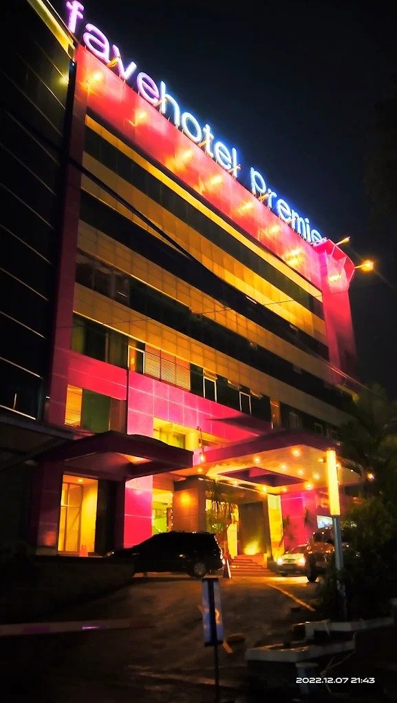 FAVE HOTEL PREMIER CIHAMPELAS